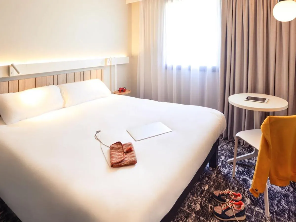 Ibis Annecy - Cran-Gevrier Hotel
