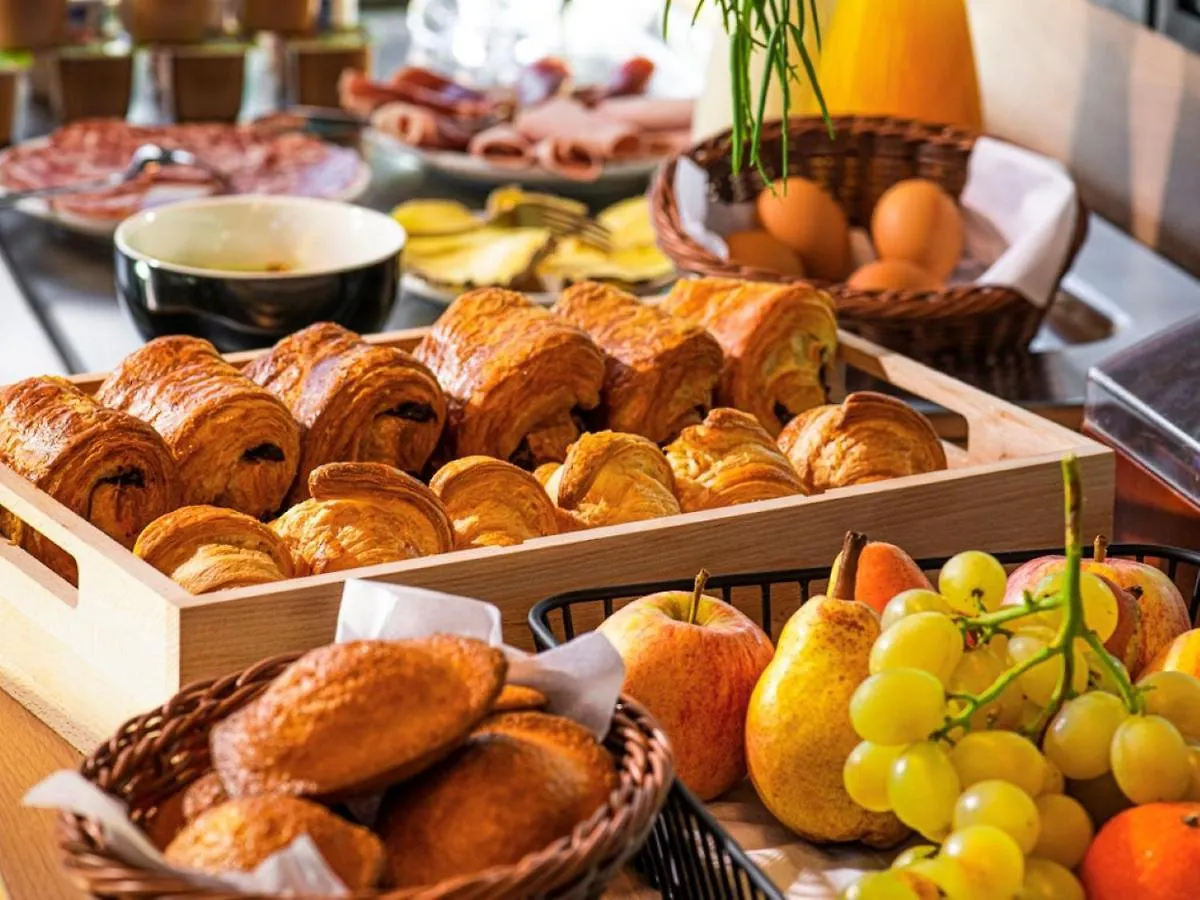 Ibis Annecy - Cran-Gevrier Hotel