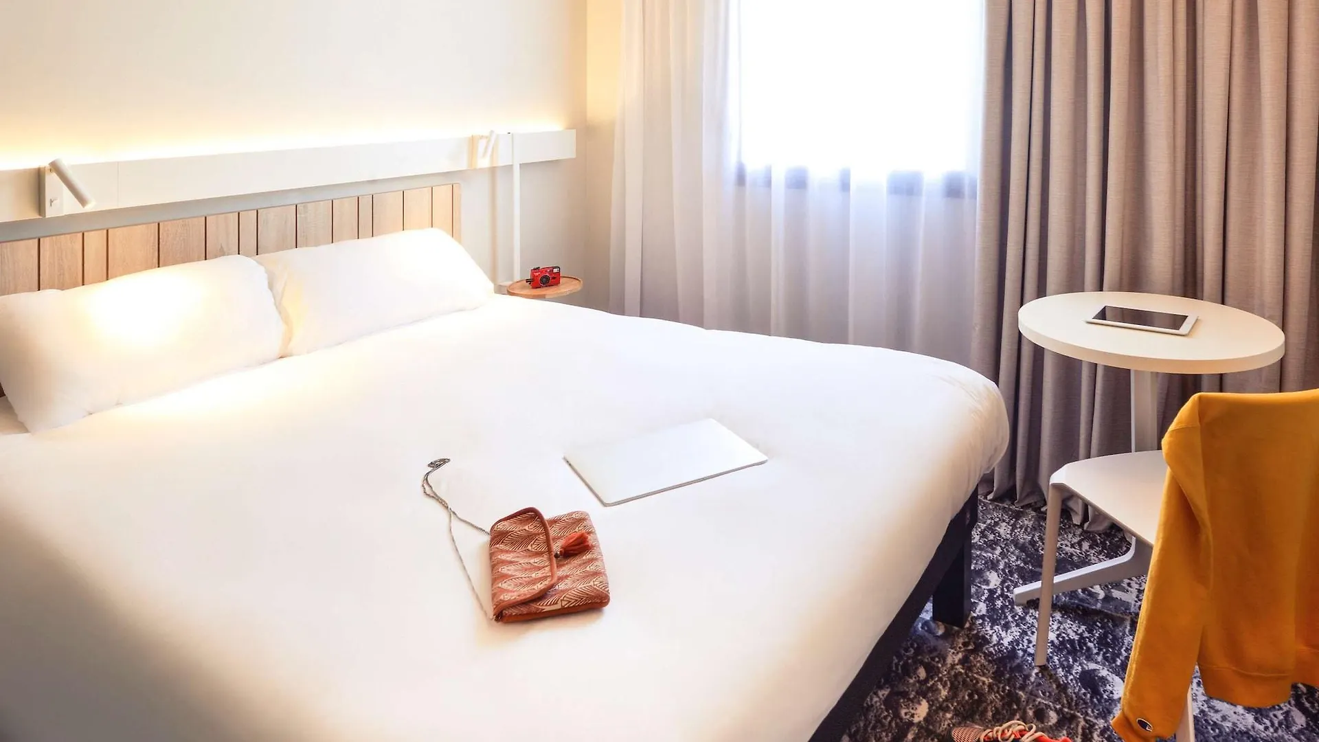 Ibis Annecy - Cran-Gevrier Hotel