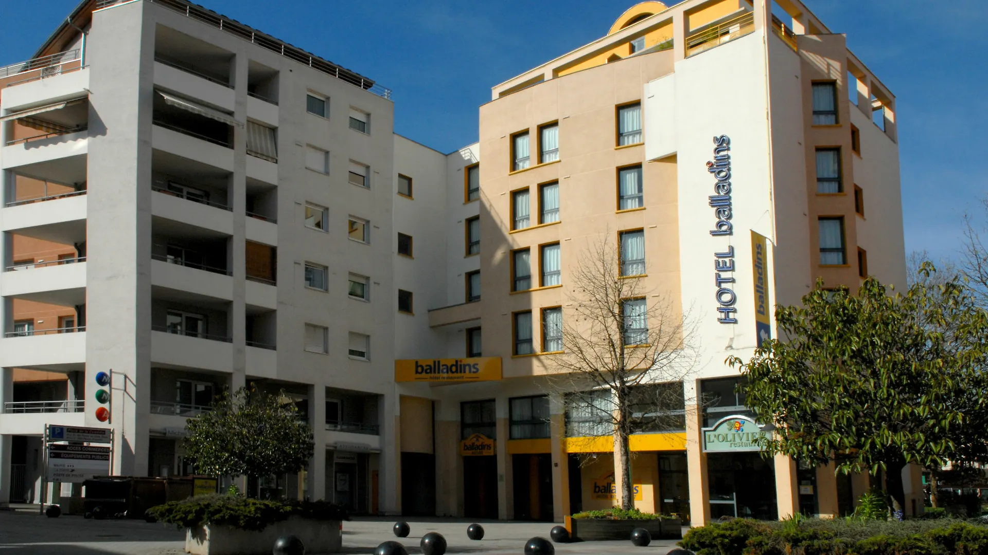 Ibis Annecy - Cran-Gevrier Hotel 3*,